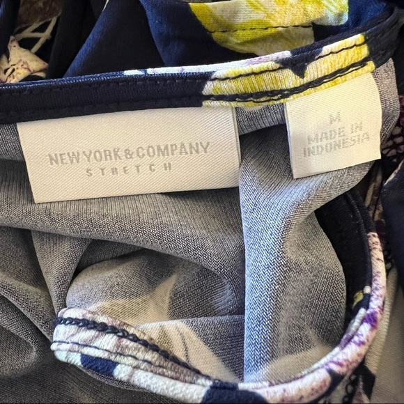 New York & company long dress floral size M - Picture 13 of 13